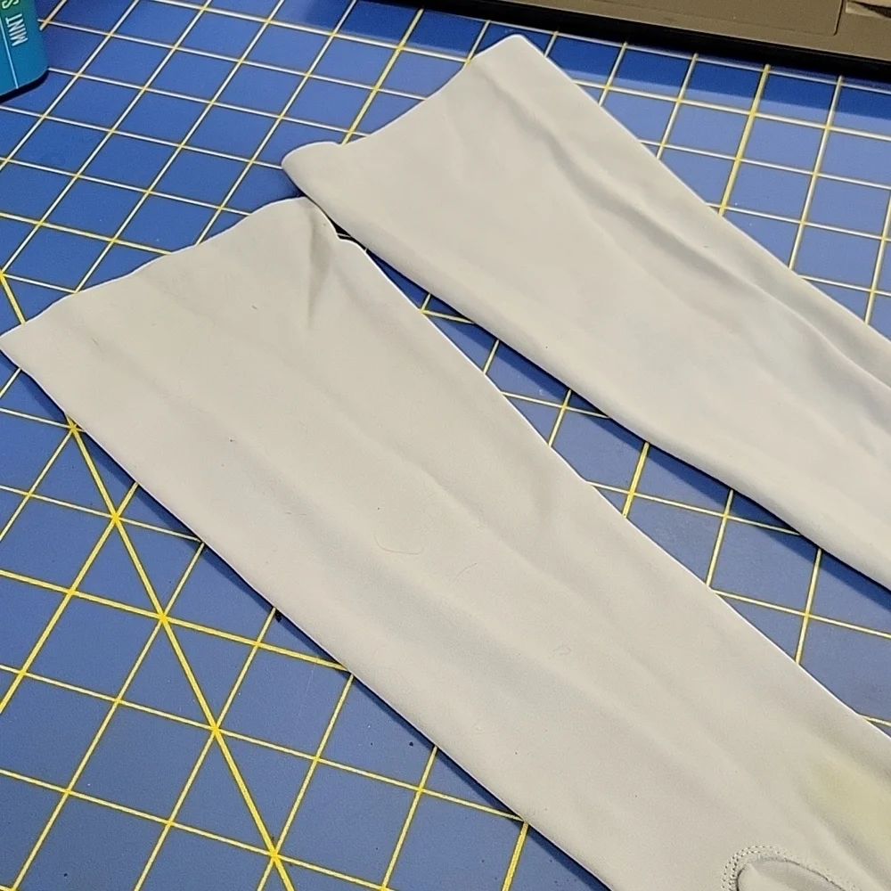 Vintage Pale Blue Ladies Long Gloves 26